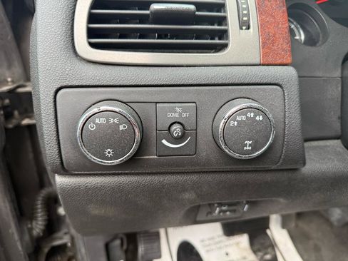 Used 2012 Chevrolet Tahoe LS image 17