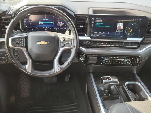 Used 2024 Chevrolet Silverado 1500 LTZ w/ Z71 Off-Road Package AWD/4WD image 16