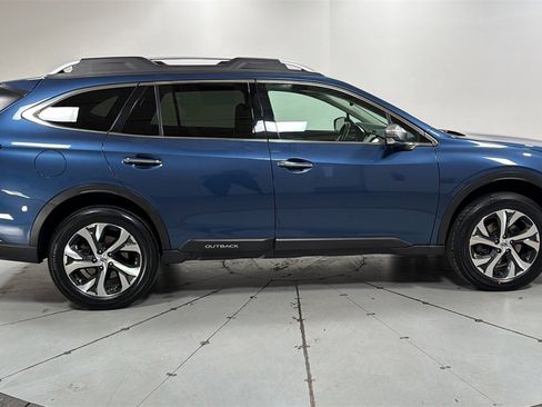 Used 2022 Subaru Outback Touring XT image 6