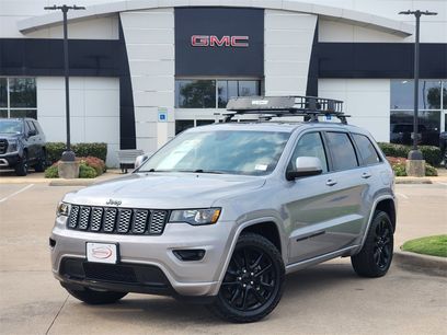 Used 2019 Jeep Grand Cherokee Altitude
