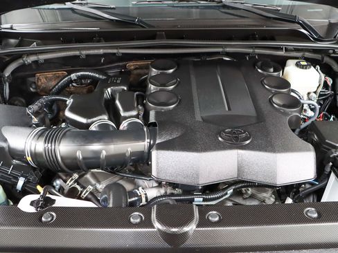 Used 2023 Toyota 4Runner SR5 Premium w/ Moonroof Package image 36