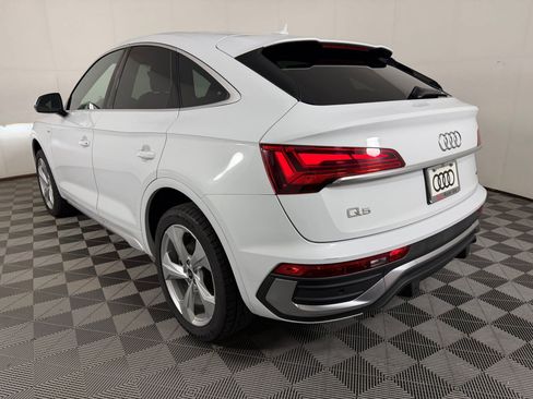 Used 2024 Audi Q5 2.0T Premium Plus w/ Premium Plus Package AWD/4WD image 3