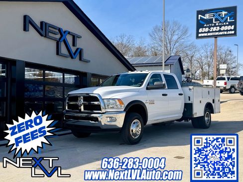 Used 2018 RAM 3500 Tradesman w/ Chrome Appearance Group image 1