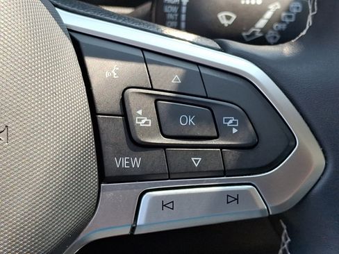 Used 2022 Volkswagen Tiguan SE AWD/4WD image 23