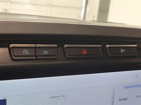 Used 2021 Ford F150 Lariat w/ Equipment Group 502A High image 31