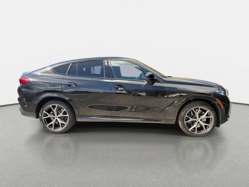 Used 2026 BMW X6 M60i image 2