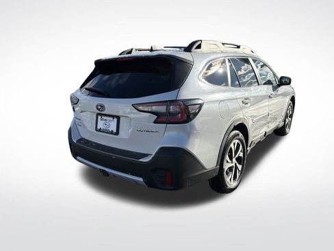 Used 2020 Subaru Outback Limited image 17