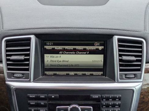 Used 2014 Mercedes-Benz GL 350 BlueTEC 4MATIC image 20