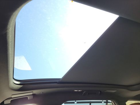 Used 2022 Lincoln Aviator Reserve w/ Equipment Group 201A image 22