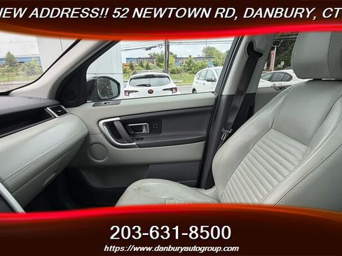 Used 2017 Land Rover Discovery Sport HSE Luxury AWD/4WD image 17