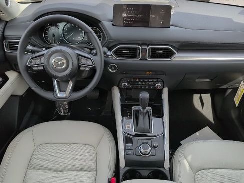 New 2025 MAZDA CX-5 AWD 2.5 S w/ Premium Plus Pkg image 6