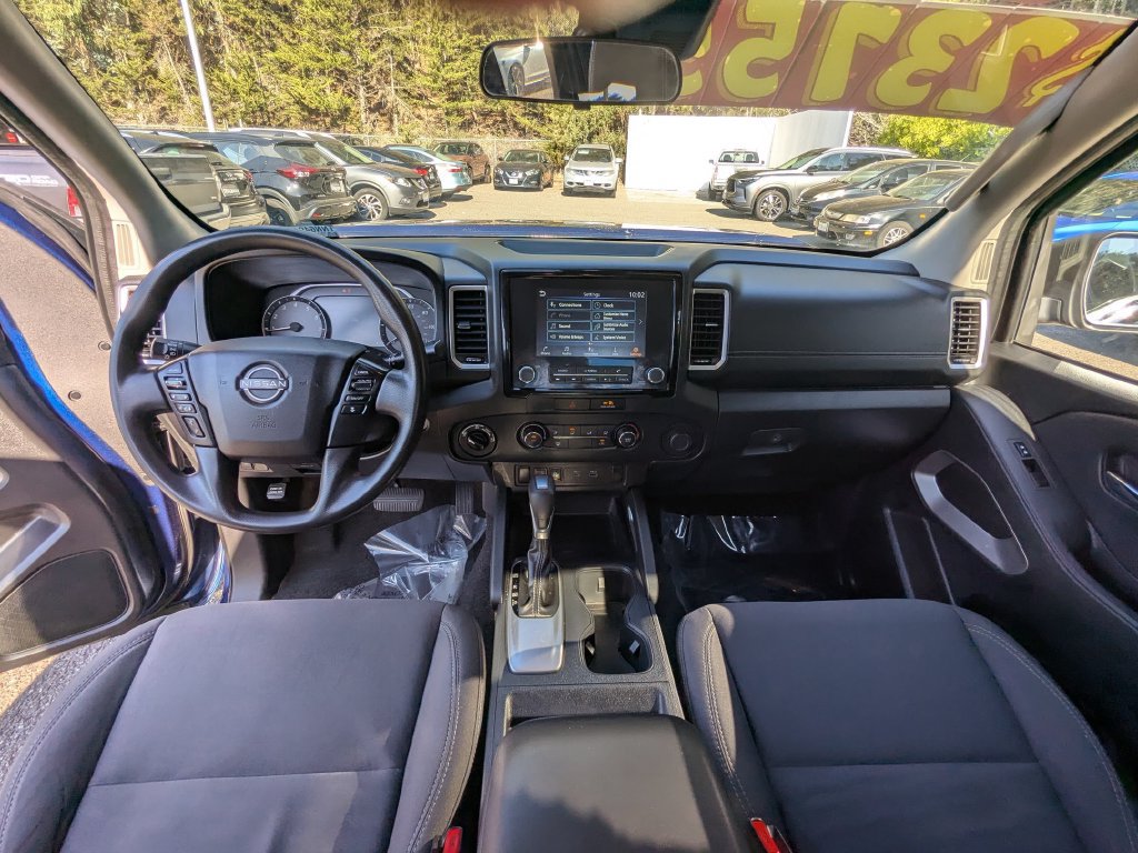 Used 2022 Nissan Frontier SV w/ Technology Package AWD/4WD image 22