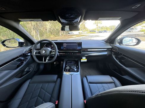 New 2026 BMW 530i xDrive 530i xDrive w/ M Sport Package image 25