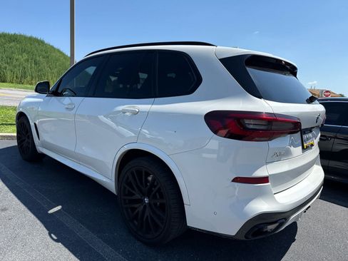 Used 2021 BMW X5 xDrive40i w/ M Sport Package AWD/4WD image 8