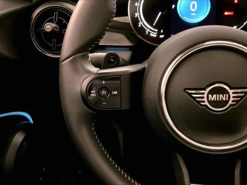 Used 2024 MINI Cooper S FWD image 18