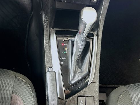 Used 2019 Toyota Corolla LE FWD image 24