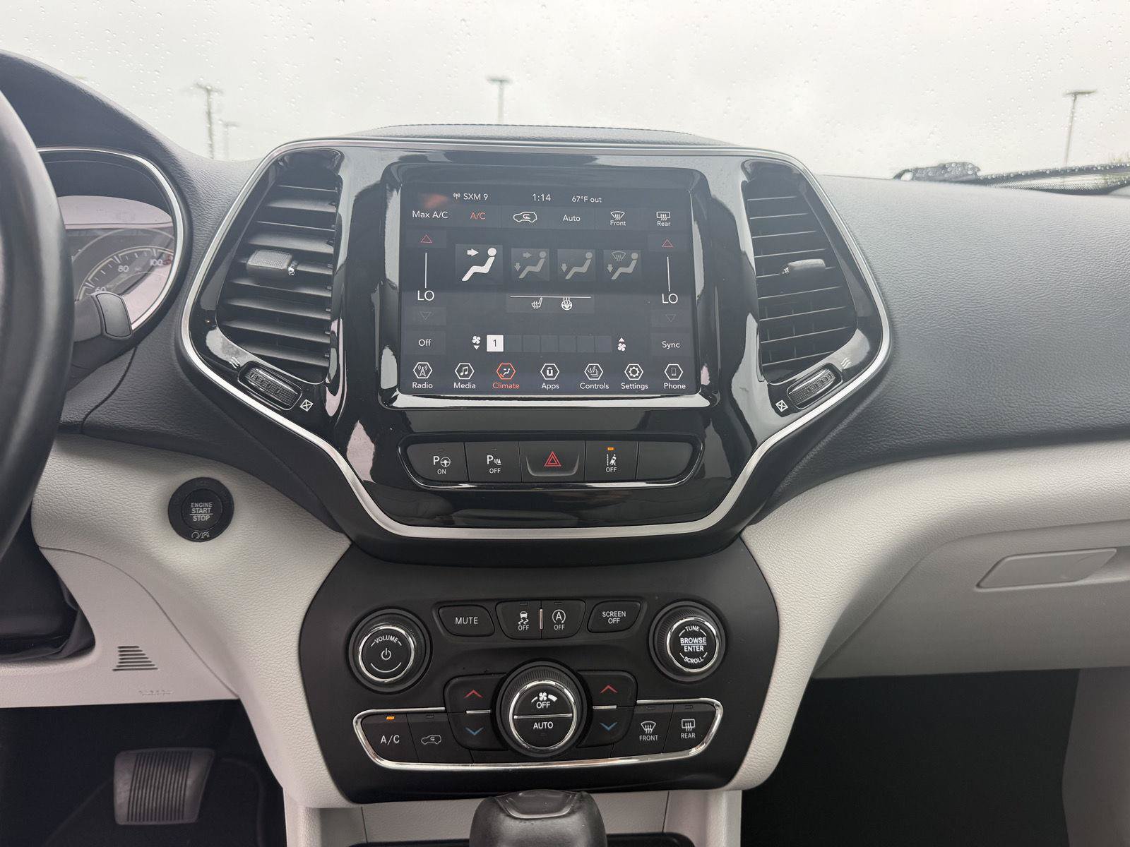 Used 2021 Jeep Cherokee Limited AWD/4WD image 21
