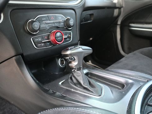 Used 2019 Dodge Charger Scat Pack w/ Plus Group RWD image 17
