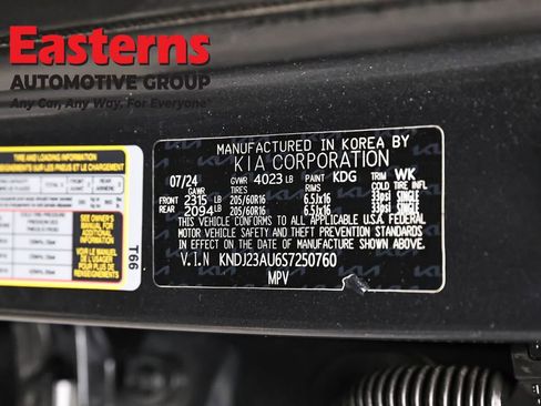 Used 2025 Kia Soul LX w/ LX Technology Package FWD image 34