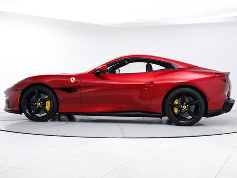 Certified 2023 Ferrari Portofino M RWD image 6