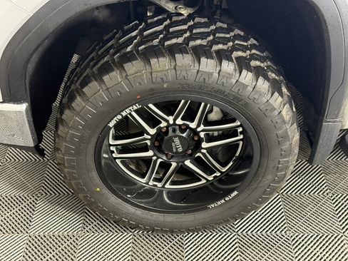 Used 2019 GMC Sierra 1500 SLT w/ SLT Premium Plus Package image 7