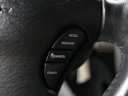 Used 2005 Chrysler Sebring Touring image 24