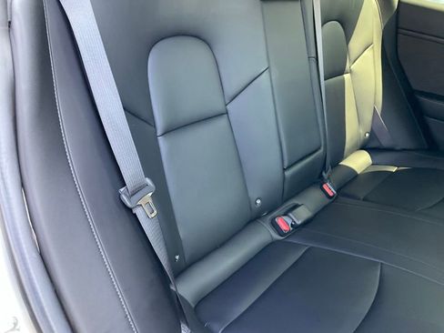 Used 2017 Tesla Model 3 Long Range image 51