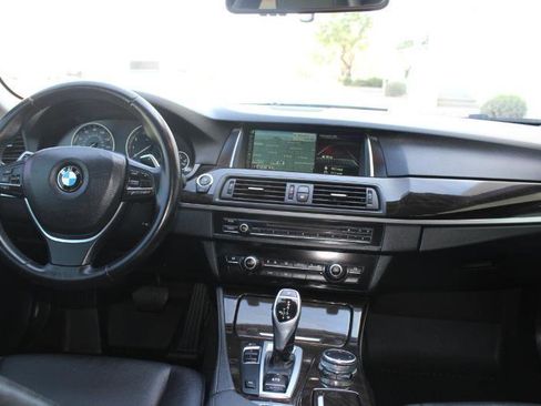 Used 2016 BMW 528i Sedan RWD image 17