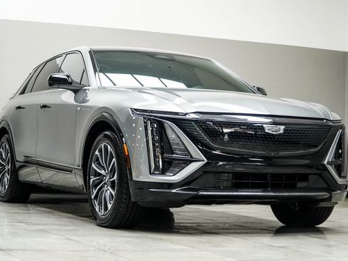 Used 2024 Cadillac Lyriq Sport w/ LPO, Floor Liner Package image 4