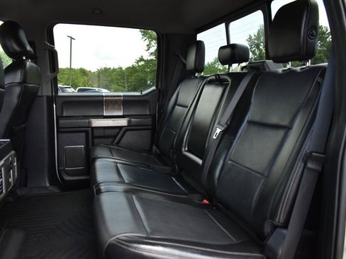 Used 2017 Ford F250 Lariat w/ Lariat Value Package AWD/4WD image 27