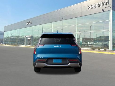 New 2026 Kia EV9 Wind image 5