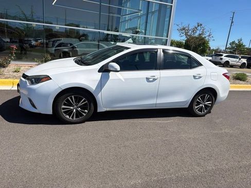 Used 2016 Toyota Corolla LE Premium FWD image 16