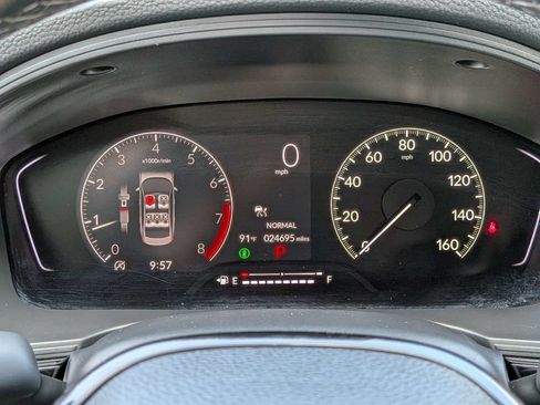 Used 2025 Honda Civic Sport image 26
