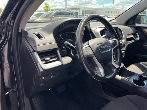 Used 2019 GMC Terrain SLE w/ Driver Convenience Package FWD image 9