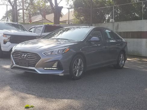 Used 2018 Hyundai Sonata SEL FWD image 1