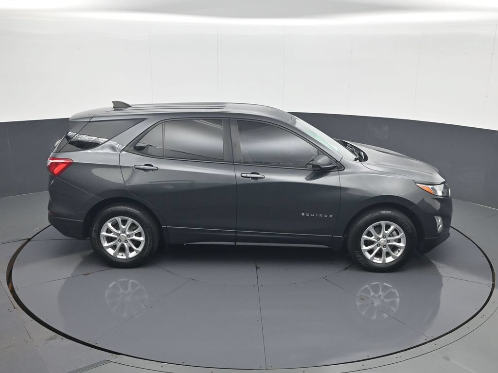 Used 2020 Chevrolet Equinox LS w/ LS Convenience Package FWD image 17