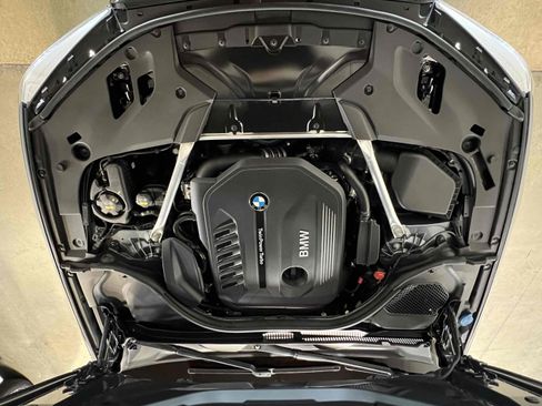 Used 2019 BMW 540i w/ M Sport Package image 16