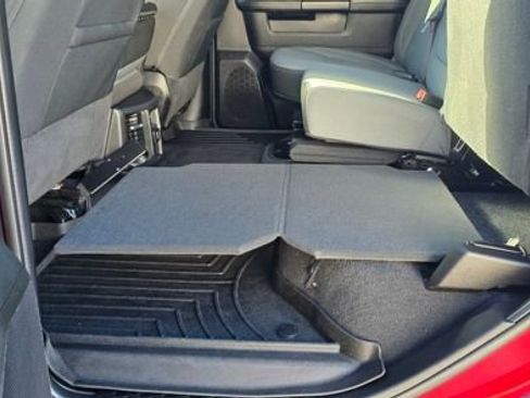 Used 2022 RAM 2500 Big Horn w/ Level C Equiment Group image 13