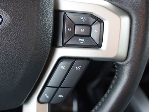 Certified 2022 Ford F350 Lariat w/ Lariat Ultimate Package image 32