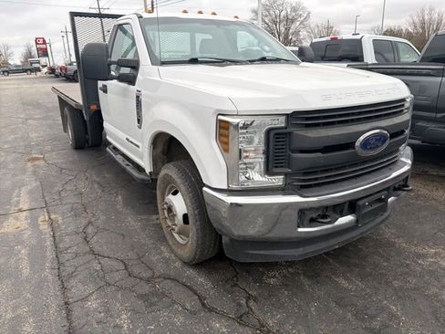 Used 2018 Ford F350 XL w/ XL Value Package image 2