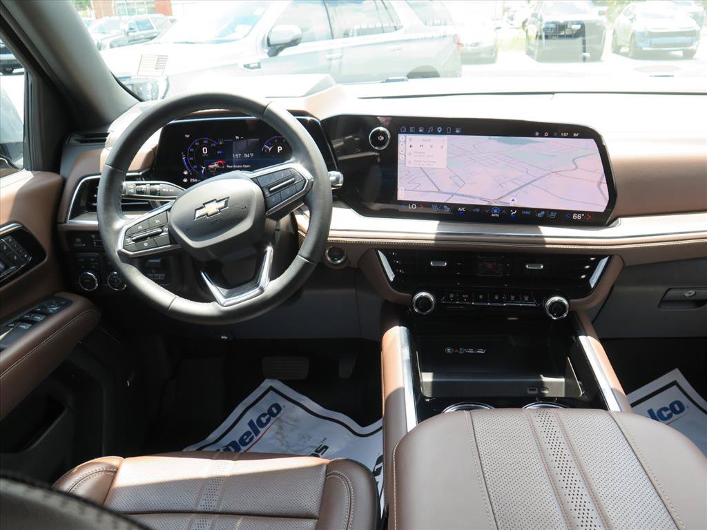 Used 2025 Chevrolet Tahoe High Country AWD/4WD image 22