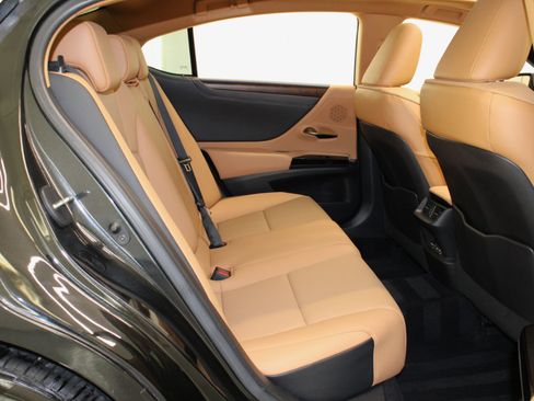 Used 2022 Lexus ES 350 Premium image 43