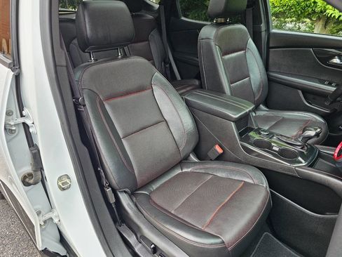 Used 2019 Chevrolet Blazer RS w/ Sun and Wheels Package image 34