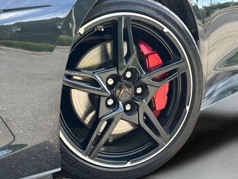 Used 2024 Chevrolet Corvette Stingray Premium Conv w/ Z51 Performance Package RWD image 24