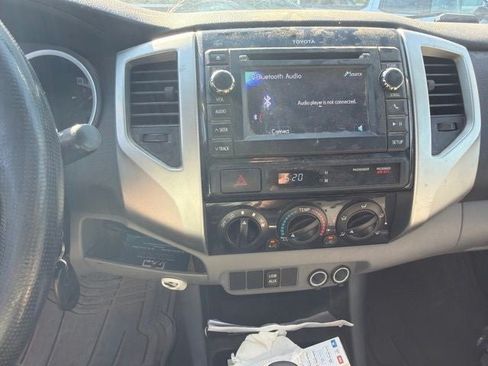 Used 2013 Toyota Tacoma PreRunner w/ TRD Sport Pkg RWD image 14