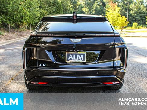 Used 2023 Cadillac Lyriq 2WD image 9