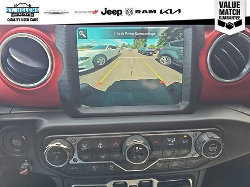 Used 2021 Jeep Gladiator Rubicon AWD/4WD image 24