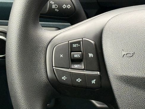 New 2025 Ford Maverick XL image 30