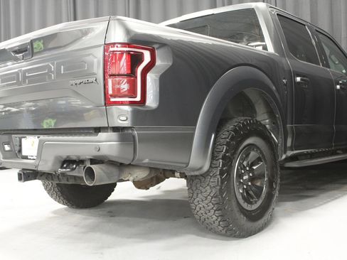 Used 2018 Ford F150 Raptor w/ Equipment Group 802A Luxury image 3