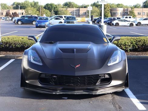 Used 2016 Chevrolet Corvette Z06 w/ 3LZ Preferred Equipment Group RWD image 2